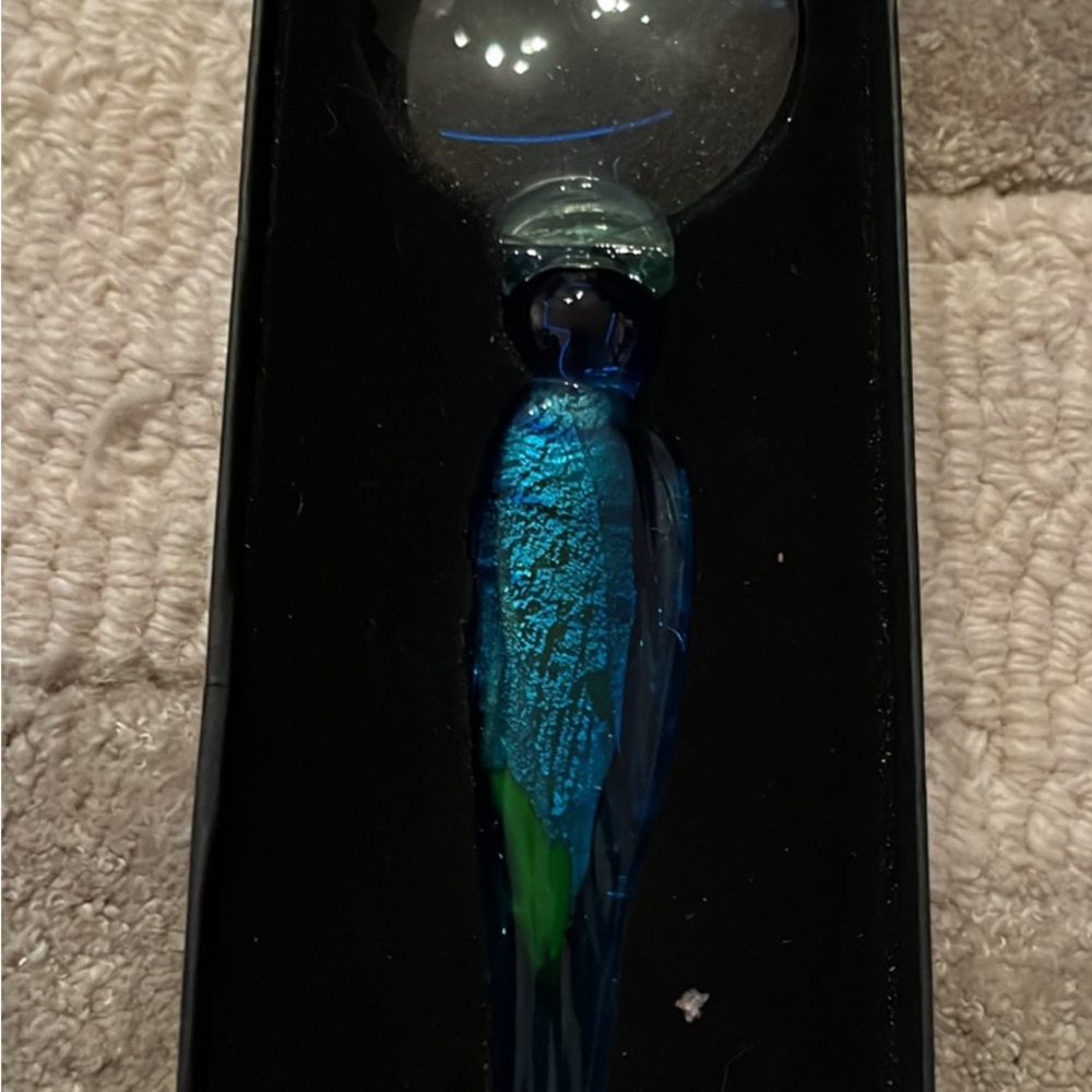 Blue and Green Glass Bird Magnifier